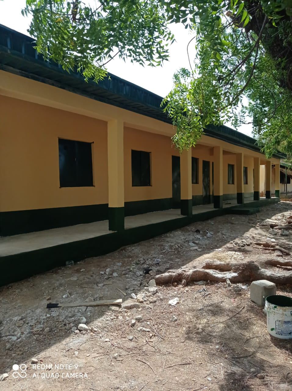 Front elevation, side view